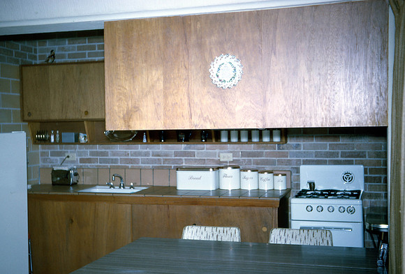 (c) 1963 Berl Thomas, Sr.