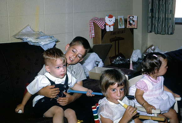 (c) 1966 Berl Thomas, Sr.