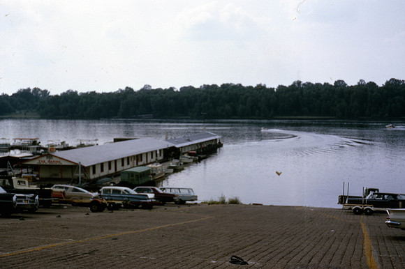(c) 1966 Berl Thomas, Sr.