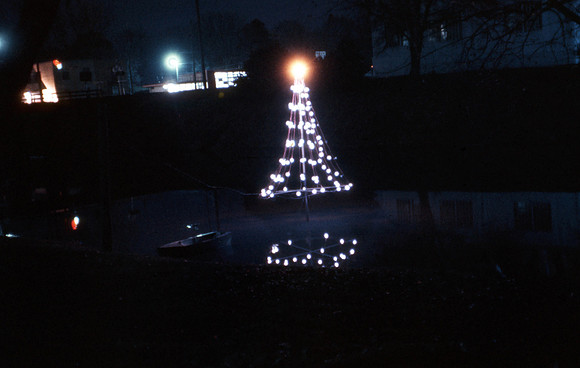 (c) 1966 Berl Thomas, Sr.