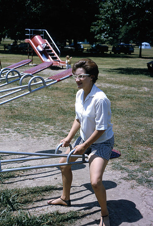 (c) 1966 Berl Thomas, Sr.