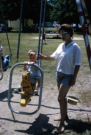 (c) 1966 Berl Thomas, Sr.